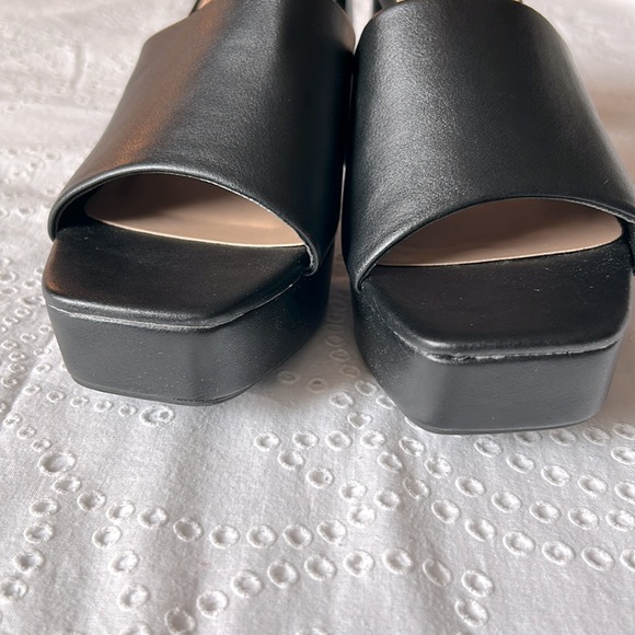 A new day high heel black shoes - Picture 5 of 7